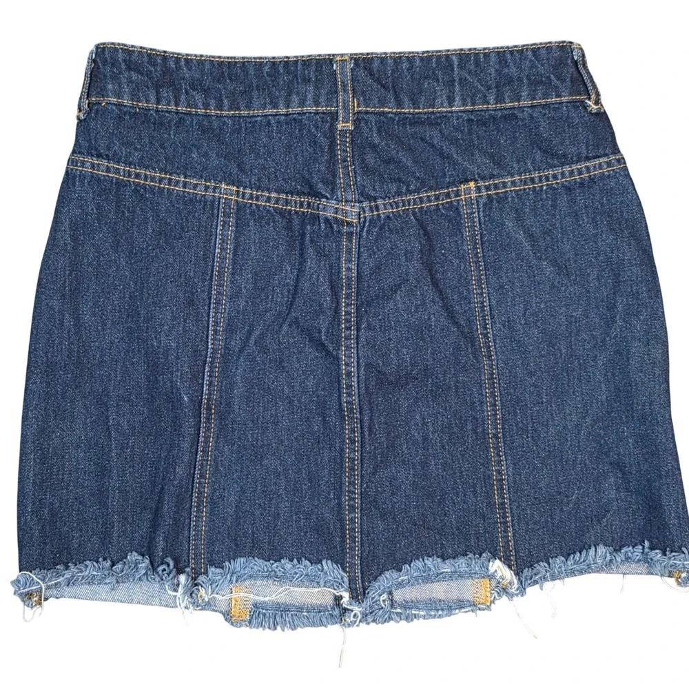 Forever 21 Small dark Button Front Denim Mini Skirt Raw Hem Indie Y2K festival - Picture 5 of 7